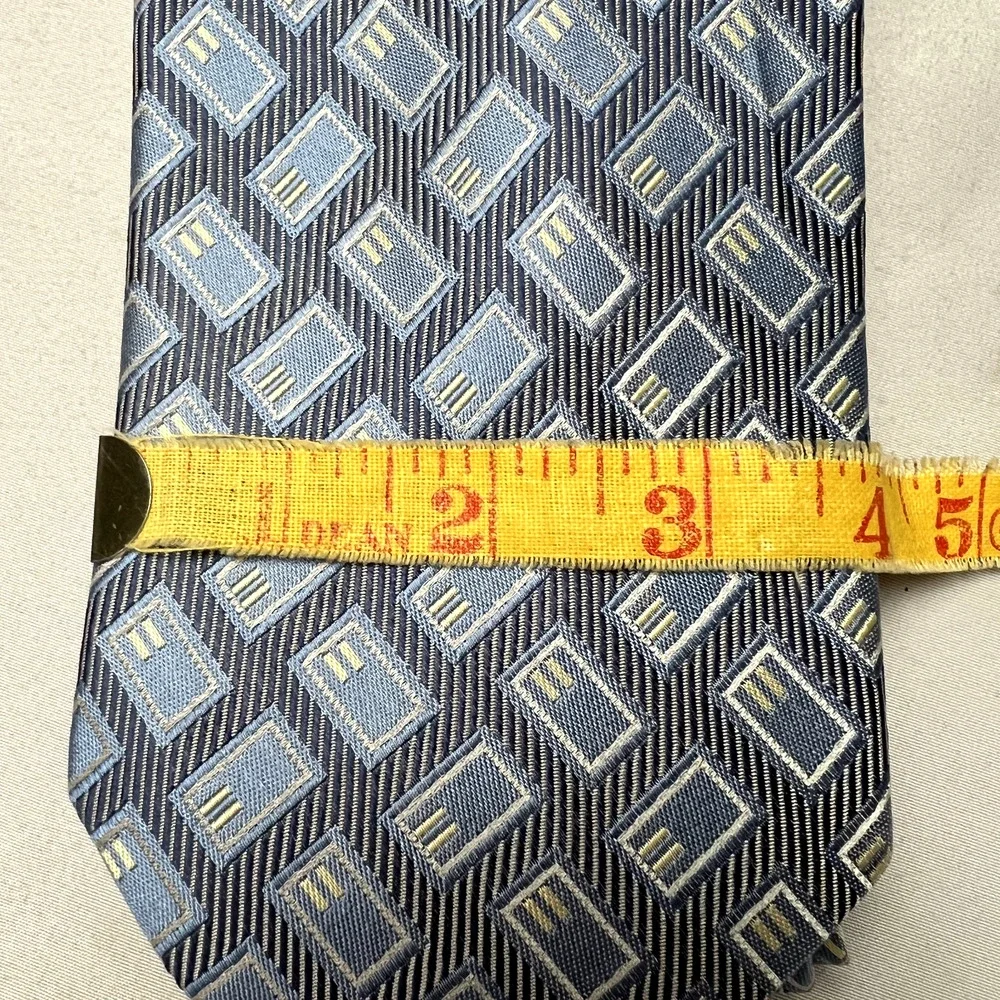NWT Garington Collection 100%‎ Silk Designer Necktie Tie Blue Square Geometric